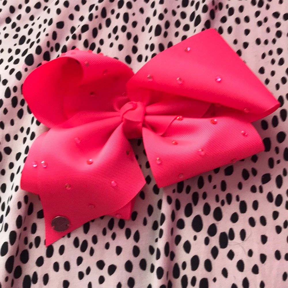 Hot pink JoJo bow